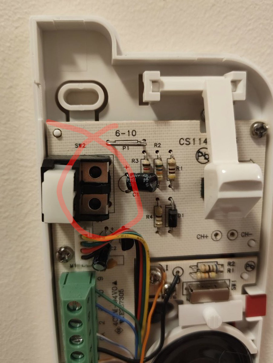 intercom internals, circuit zoomed in