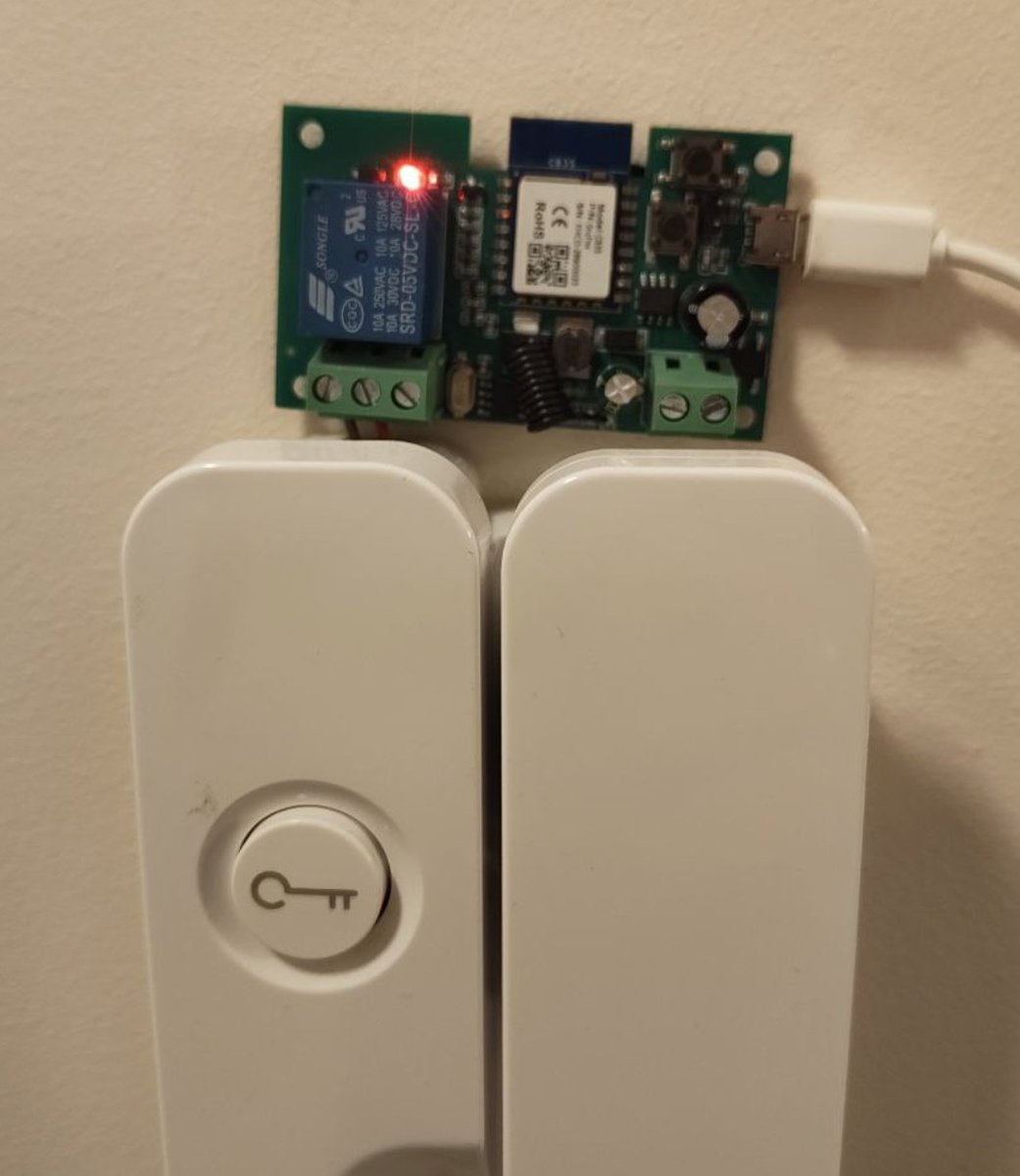 intercom with case back on, relay led blinking